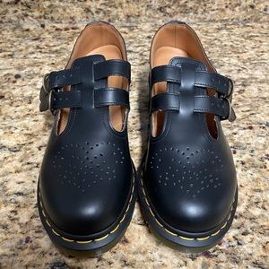 Dr. Martens 8065 Mary Janes